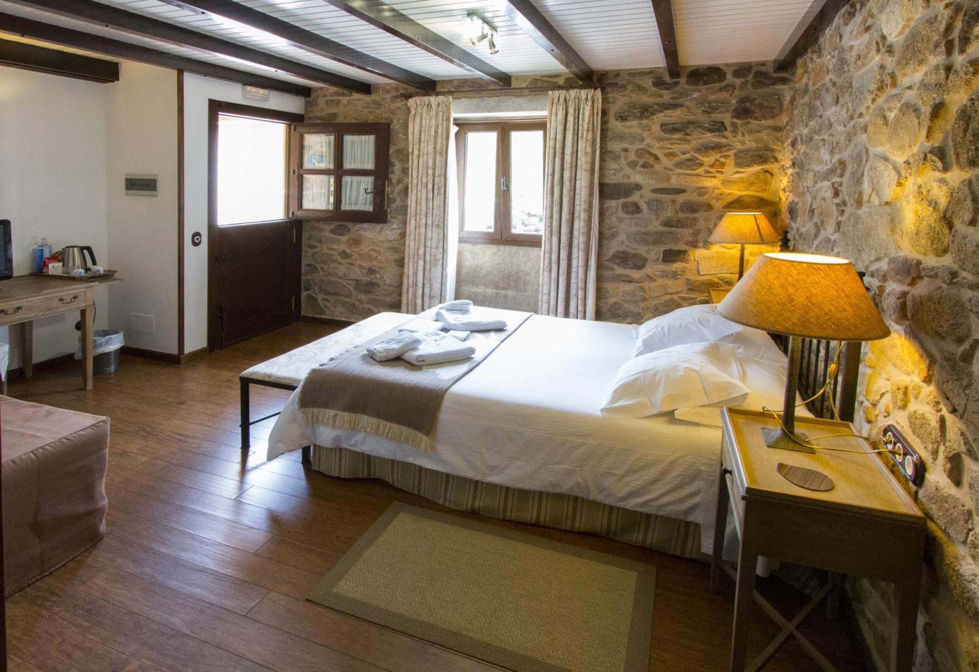 Hotel Rustico Lugar Do Cotarino Camariñas Esterno foto
